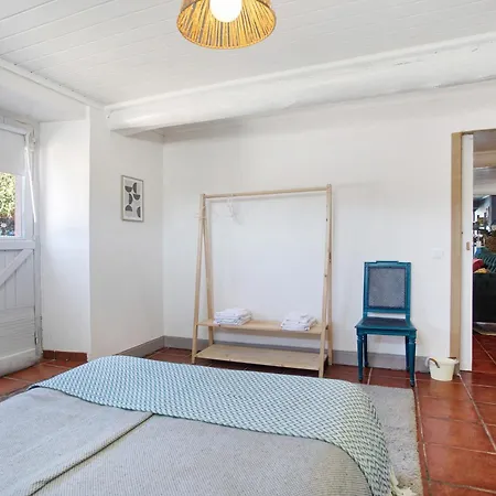 Casa Das Camelias Tortas Holiday home *