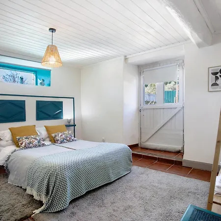 Holiday home Casa Das Camelias Tortas
